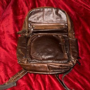 Wilson’s leather book bag